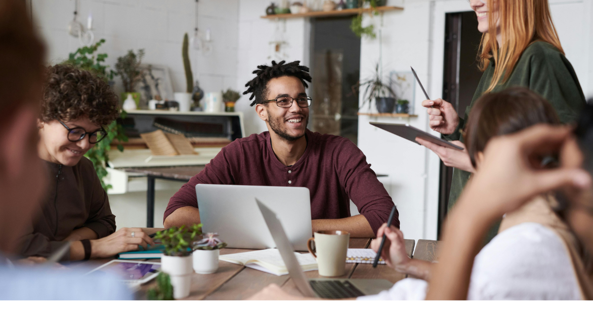 Summer Interns, First Jobs, and Gen Z Money Habits: Why Shared Expenses Matter Now
